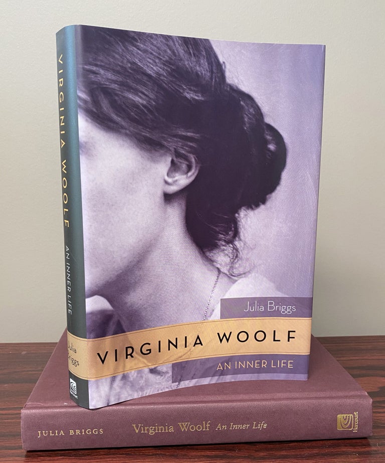 Item #26538 VIRGINIA WOOLF. AN INNER LIFE. Virginia Woolf, Julia Briggs.