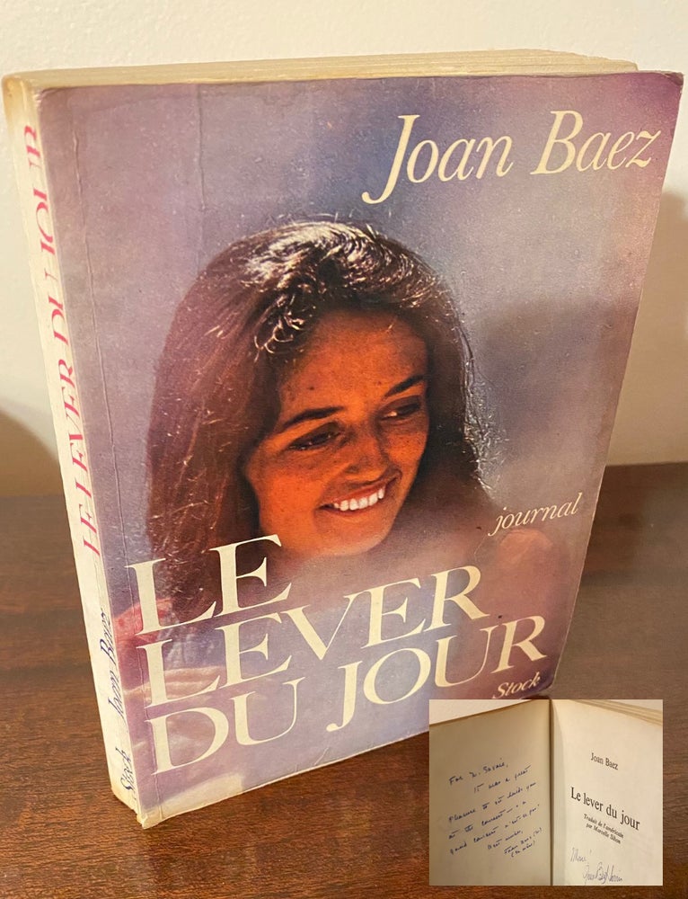 Item #33369 LE LEVER DU JOUR. Joan Baez